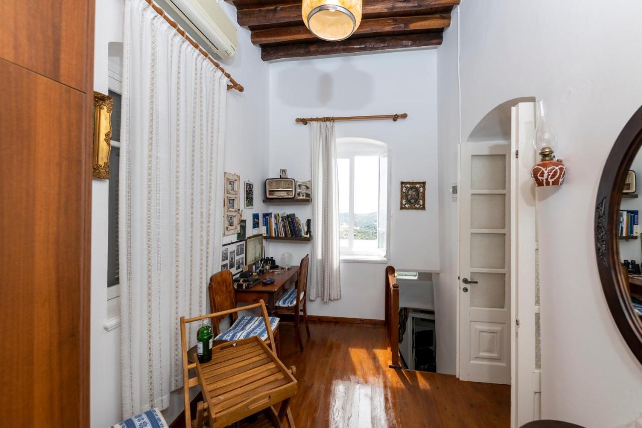 Eutuxia House Petali Apartment Аполония Екстериор снимка